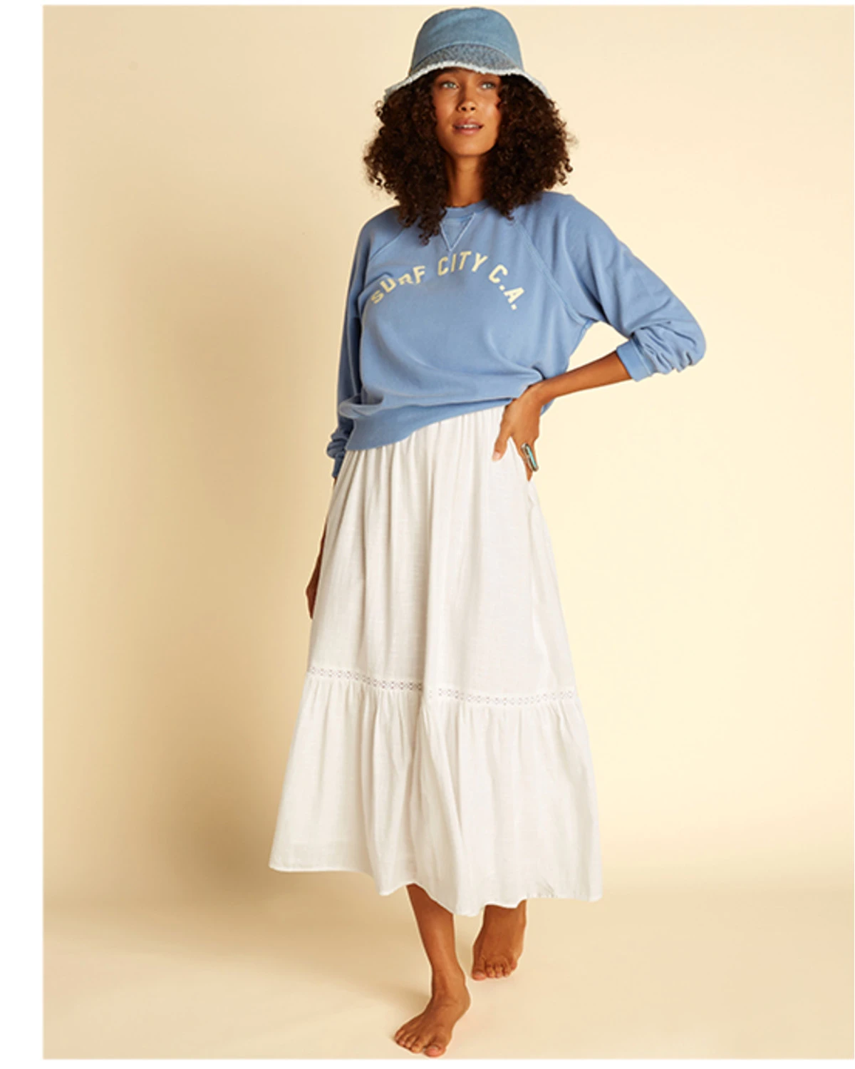 Billabong X Wrangler Women's On The Rise Surf City Graphic Sweatshirt 4 Billabong X Wrangler Women's On The Rise Surf City Graphic Sweatshirt - Image 2