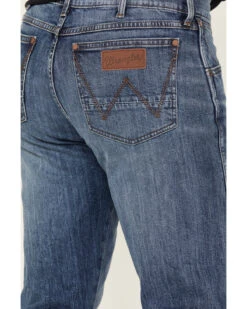Wrangler Retro Men's 88MWZ Sawdust Medium Wash Slim Straight Denim Jeans 9 Wrangler Retro Men's 88MWZ Sawdust Medium Wash Slim Straight Denim Jeans -Wraner Clothing Shop 2000374565 415 P4