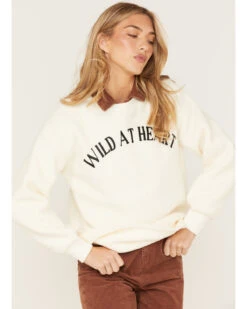 Cleo + Wolf Women's Wild At Heart Graphic Sweatshirt -Wraner Clothing Shop 2000374824 103 P3