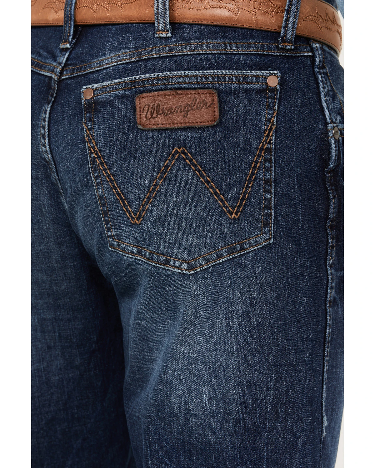 Wrangler Retro Men's Elmont Medium Wash Relaxed Bootcut Stretch Jeans 6 Wrangler Retro Men's Elmont Medium Wash Relaxed Bootcut Stretch Jeans - Image 4